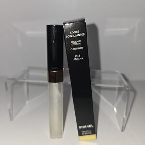 Chanel Glossimer in Liaison